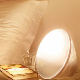 Philips HF3521/01 Simulador de Amanecer con 6 Sonidos Naturales y Luz Nocturna, Inalámbrico