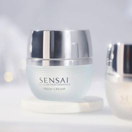 Sensai CELLULAR PERFORMANCE fresh cream 40 ml - Hidratación profunda y suavidad al instante