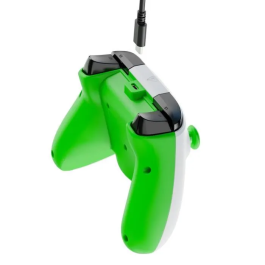 Turtle Beach TUR0840454400052 Gamepad para Xbox Series X|S, Xbox One y PC, RGB, Con Cable, Blanco/Verde