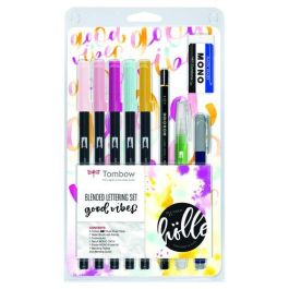 Set Lettering Tombow Good Vives 5 Rot. Abt Dual Brush + 1 Pincel Water Brush + 1 Lapiz Grafito + 1 Rot. Caligrafia Duro Y Blando + 1 Goma + Paleta De Mezclas Y Manual Instrucciones B/10 Precio: 26.98999985. SKU: B18RCJJBAC