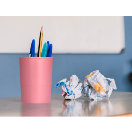 Q-connect Cubilete Portalapices Rosa Pastel Opaco Plastico Diametro 75 mm Alto 100 mm