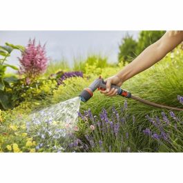 Gardena Pistola de limpieza Comfort ecoPulse: ahorro de agua con chorro ecológico, modos concentrado, plano, difuso y mango ergonómico. Gardena Pistola de limpieza Comfort ecoPulse: ahorro de agua con chorro ecológico, modos concentrado, plano, difuso y mango ergonómico.