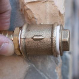 Aqua Control Tapón Macho 3/4" Latón para Tubería