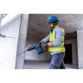 Bosch Professional GBH 18V-36 C Martillo perforador inalámbrico SDS Max, 7,0 J, 6,1 kg, compacto, Bluetooth, arranque suave, cincelado profesional