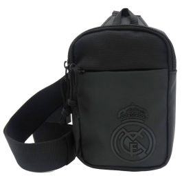 CYP BRANDS Bandolera Real Madrid Precio: 12.50000059. SKU: B12D2M2QYS