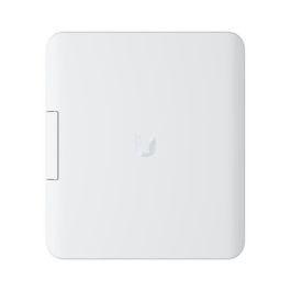 Ubiquiti UFiber Caja Terminal Exterior IPX5 Resistente Intemperie con Protección Robusta para Dispositivos y Montaje en Poste Precio: 34.59000017. SKU: B17KZN24TQ