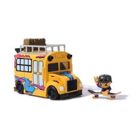 Autobus ted sk8 crew con parque de 3 rampas figura, patinete y accesorios. Autobus ted sk8 crew con parque de 3 rampas figura, patinete y accesorios.