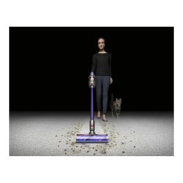 Dyson V11 Advanced Aspiradora Escoba 2 en 1 Sin Bolsa, Batería Recargable, Color Níquel/Púrpura, para Alfombra y Suelos Duros