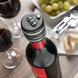 Candado para Botellas de Vino Botlock InnovaGoods Candado para Botellas de Vino Botlock InnovaGoods Precio: 6.69000046. SKU: V0103355