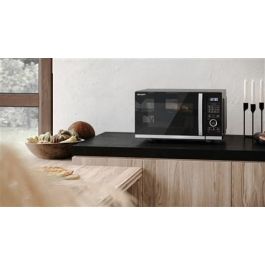 Sharp YC-QG204AE-B Microondas Digital + Grill 800W 20 Litros Flatbed Sharp YC-QG204AE-B Microondas Digital + Grill 800W 20 Litros Flatbed