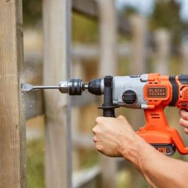 Black&Decker BCD900E2K Taladro Percutor Inalámbrico SDS Plus 18V con 2 Baterías 2.5Ah y Maletín