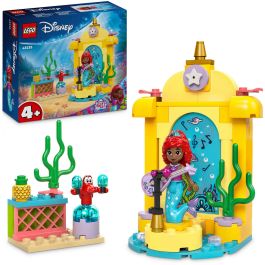 LEGO 43235 Disney Princess Escenario Musical de Ariel Set de Construcción con Pista Giratoria, Minipersonaje y Figura Sebastián