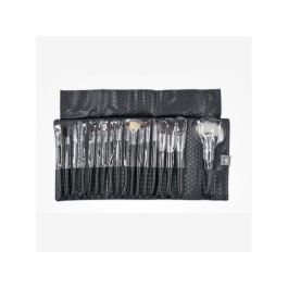 Bifull Set 18 Pinceles De Piel Cleissy Black Bifull Precio: 25.276900278299998. SKU: B1CPB9CPFN