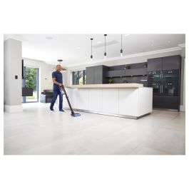 Aspirador Escoba Shark IZ300EUT Negro