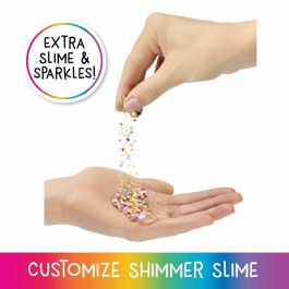 MGA Muñeca Rainbow High Iris Feature Fantasy Rainbow Shimmers con Slime Transparente, Brillos y Purpurina