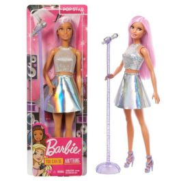 Barbie JCW42 Muñeca Estrella del Pop con Atuendo Brillante, Pelo Rosa Largo y Micrófono para Niños +3 Años