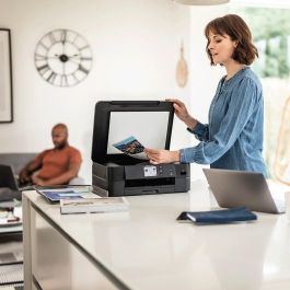 Brother DCP-J1140DW Impresora de tinta 3 en 1 A4 con funciones de impresión dúplex, Wi-Fi, AirPrint y USB