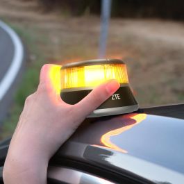 ZTE V16E1 Baliza V16 Homologada Geolocalización para Vehículos - Luz Advertencia 360° Visible Gran Distancia Emergencias