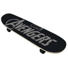 Stamp Monopatín Skateboard Avengers Marvel 28x8" para niños 6+ años, cubierta antideslizante, ruedas PVC, madera arce, soporta 50kg