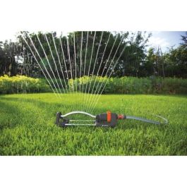 Gardena Aspersor oscilante Aqua s, cobertura 90-220m², alcance 7-17m, gris/naranja Gardena Aspersor oscilante Aqua s, cobertura 90-220m², alcance 7-17m, gris/naranja