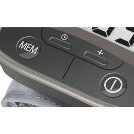 Beurer BC-32 Tensiómetro de Muñeca con Pantalla LCD, Memoria para 2 Usuarios y Alerta de Ritmo Cardíaco Beurer BC-32 Tensiómetro de Muñeca con Pantalla LCD, Memoria para 2 Usuarios y Alerta de Ritmo Cardíaco