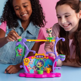 Bandai Littlest Pet Shop Pets Got Talent Playset Set de Juego con 2 Animales Decoración Accesorios BF00558