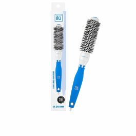 Ilū Curls Run The World Cepillo Redondo Ventilado Cerámica 25 mm. Cerdas Nailon Ionizado Antiencrespamiento y Suavidad. Mango Ergonómico. 1 unidad. Precio: 7.58999967. SKU: S05110243