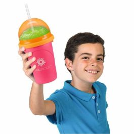 Chillfactor Máquina de granizar instantánea (congela, aprieta y disfruta) - Modelos surtidos, 10.5x10.5x18.8cm, para niños 4+ años Chillfactor Máquina de granizar instantánea (congela, aprieta y disfruta) - Modelos surtidos, 10.5x10.5x18.8cm, para niños 4+ años