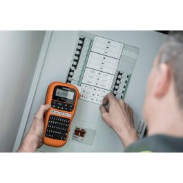 Brother P-touch E110 Rotuladora profesional QWERTY HGe/TZe, Impresora de etiquetas térmica 20mm/s