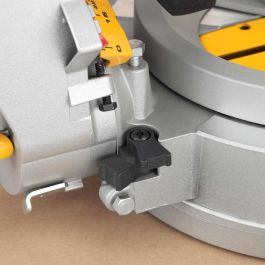 DeWALT Sierra Ingletadora DWS780 1675W con Disco de 305mm