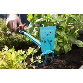Gardena Serfouette Gancho para flores Combisystem con mango ergonómico extraíble, punta y tenedor 3 dientes, ancho 6,5 cm Gardena Serfouette Gancho para flores Combisystem con mango ergonómico extraíble, punta y tenedor 3 dientes, ancho 6,5 cm