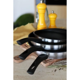 Menastyl 6020244 Sartén de Acero Inoxidable 20 cm Apta para Todo Tipo de Fuegos Incluida Inducción