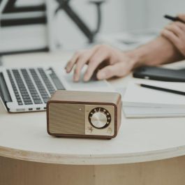 Radio Portátil Bluetooth Sangean Retro Madera FM