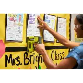 Ryobi Grapadora 4V Grapas 6-14mm Clavos 18G 15mm Incluye 1100 Grapas T50 y 250 Clavos 18G