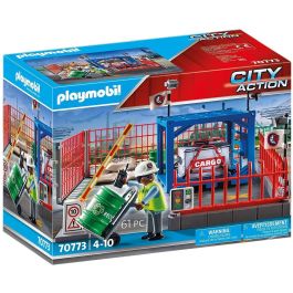 Playmobil Depósito de Carga con valla, barrera y módulo contenedor, incluye figura y accesorios Precio: 23.50000048. SKU: B19RHB2JAL
