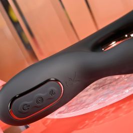 Vibrador Doble Estimulación Evolved Playboy Negro