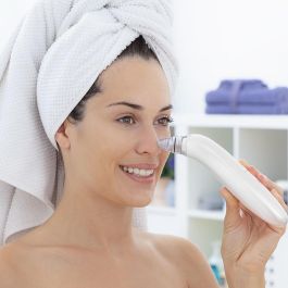 Limpiador Facial Eléctrico de Puntos Negros Pore·Off InnovaGoods