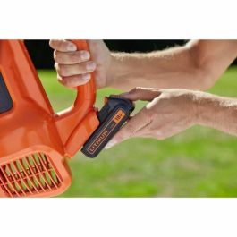 Black + Decker BCBL200L-QW Soplador Axial Inalámbrico 18V 2Ah, 209 km/h, 2 Velocidades, Rascador Integrado. Black + Decker BCBL200L-QW Soplador Axial Inalámbrico 18V 2Ah, 209 km/h, 2 Velocidades, Rascador Integrado.