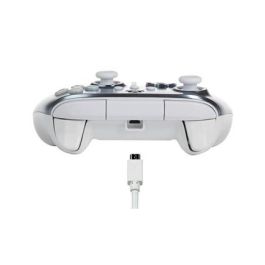 Power A Mando con Cable Mejorado para Xbox Series X/S - Metalic Ice, 1516986-02 | Botones Avanzados, Vibración Dual, Ergonomía Superior Power A Mando con Cable Mejorado para Xbox Series X/S - Metalic Ice, 1516986-02 | Botones Avanzados, Vibración Dual, Ergonomía Superior