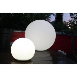 Bola solar - Luna - Tamaño grande - Ø 56 cm - Color blanco Bola solar - Luna - Tamaño grande - Ø 56 cm - Color blanco