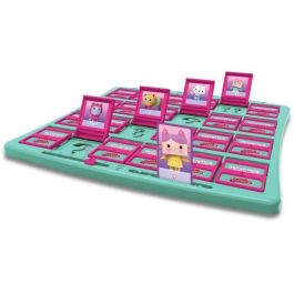 Winning Moves WIN5036905057974 Juego de Mesa ¿Quién es? Gabby y la Casa Mágica, Edición Casa de Muñecas