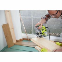 Ryobi Sierra de calar compacta 600W, 85mm madera, LED, cambio hoja sin herr., péndulo 4 pos., soplador, estuche + 5 hojas