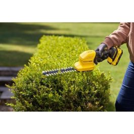 Stanley Fatmax STCSS20D1-QW Cortasetos y Tijeras de Césped Inalámbricas 18V con Batería 2Ah y Cargador - Cuchillas Intercambiables