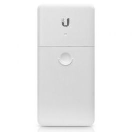 Ubiquiti N-SW NanoSwitch PoE Pasivo 24V para Exterior | Switch Gigabit con 4 Puertos RJ45 y 3 Salidas PoE (36W) Precio: 46.49999992. SKU: B14Y98TZLJ