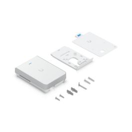 Ubiquiti U7 Pro Wall, 5700 Mbit/s para Transferencia de Datos, Tri-banda (2.4/5/6 GHz), Ethernet 2500 Mbit/s, PoE, Blanco Ubiquiti U7 Pro Wall, 5700 Mbit/s para Transferencia de Datos, Tri-banda (2.4/5/6 GHz), Ethernet 2500 Mbit/s, PoE, Blanco