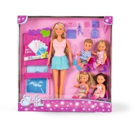 Steffi Love Muñeca Maestra de Escuela 29cm con 4 Estudiantes 12cm, Mesa, Sillas y Accesorios Steffi Love Muñeca Maestra de Escuela 29cm con 4 Estudiantes 12cm, Mesa, Sillas y Accesorios