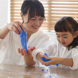 Lexibook Slim01D Contenedor Slime 3D Stitch Disney - Recipiente con 140 gramos de Slime y Confeti para Niños +6 Años Lexibook Slim01D Contenedor Slime 3D Stitch Disney - Recipiente con 140 gramos de Slime y Confeti para Niños +6 Años