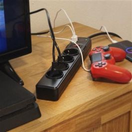 Elbe Regleta RE-002-UN con 4 Tomas AC y 3 USB, 3680W, Cable de 1.8 Metros