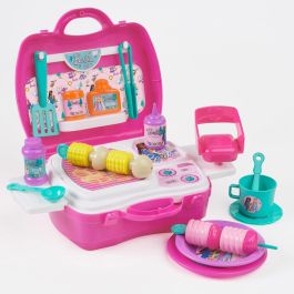 Barbie 00926 Maletín Glamping de Camping y Barbacoa Picnic para Muñecas Barbie. Incluye más de 20 Accesorios Precio: 11.49999972. SKU: B1JQ6PMGTB