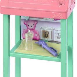 Barbie Caja Pediatra con Muñeca Bebé, Jumpsuit Rosa, Muebles y Accesorios Médicos para Niños a Partir de 3 Años